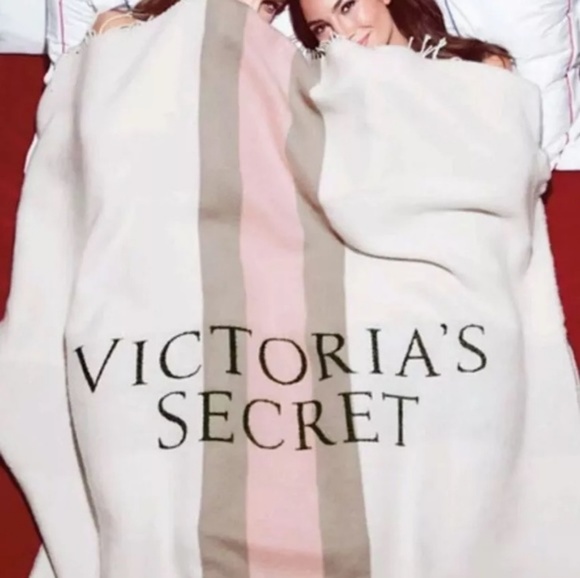 VS Super Soft LimitedEdition Cashmere-like Blanket - Picture 2 of 4
